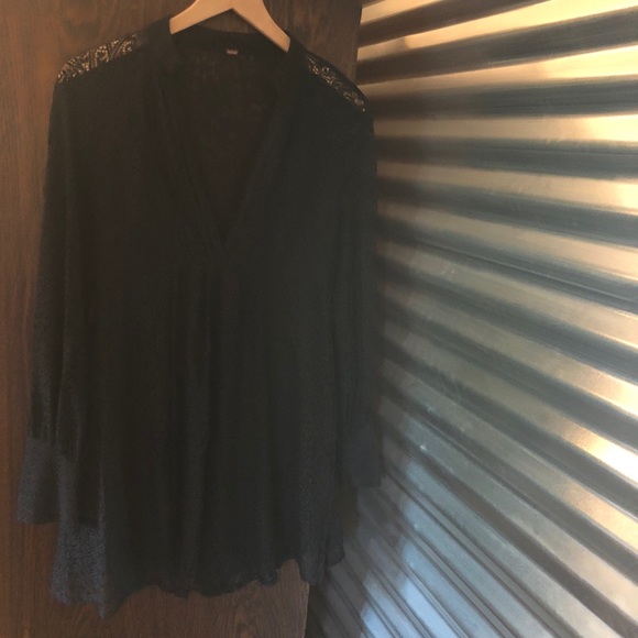 Free People - Picture 2 of 7